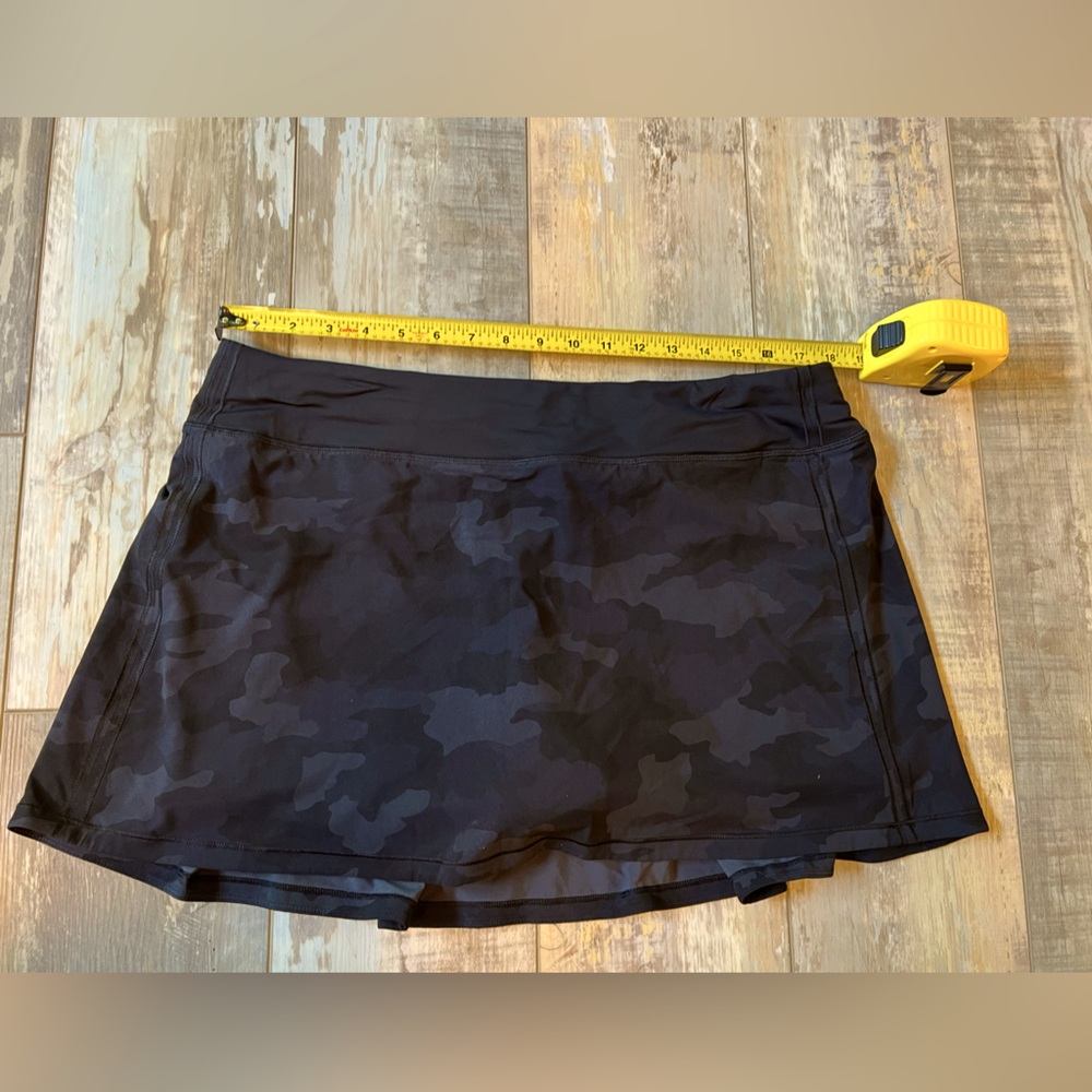 Size 14 Lululemon Pace Rival Skirt